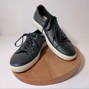 Ecco soft 7 trainers size 42 (11-11.5)